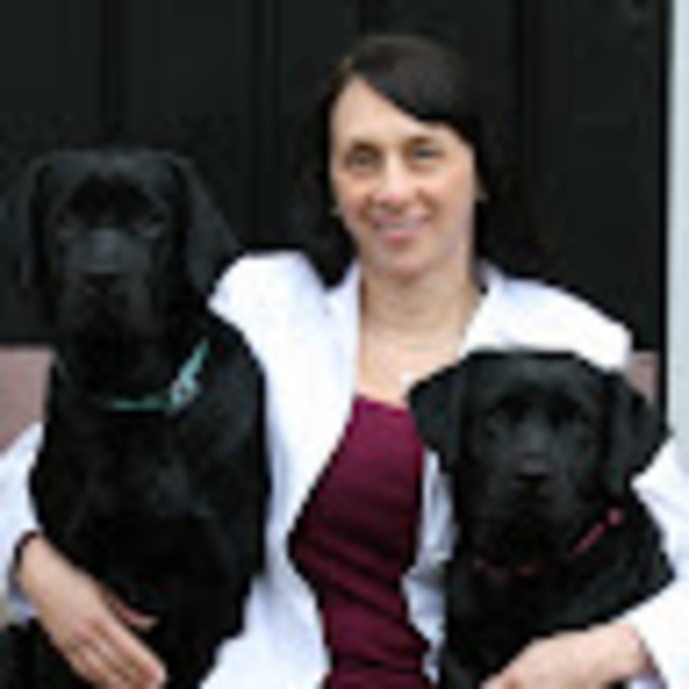 Meet your Posher, Cynthia